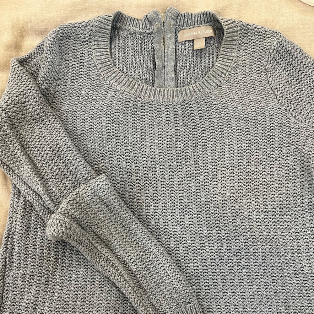 Gray sweater XS
